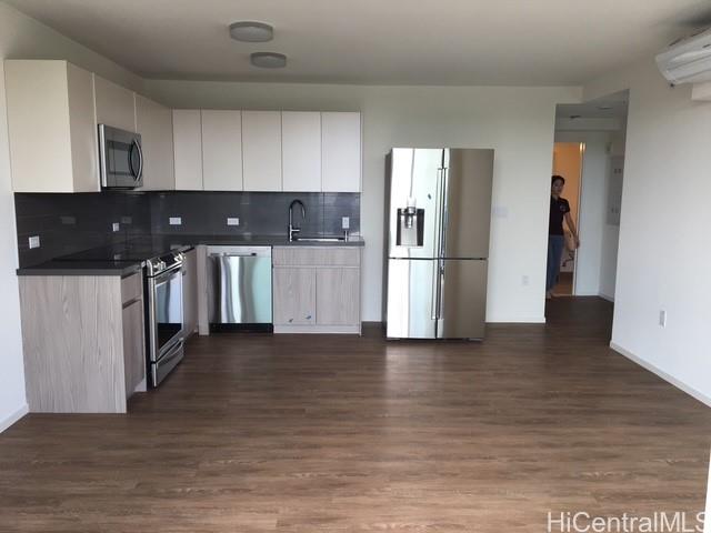 Kapiolani Residence condo # 2907, Honolulu, Hawaii - photo 2 of 11