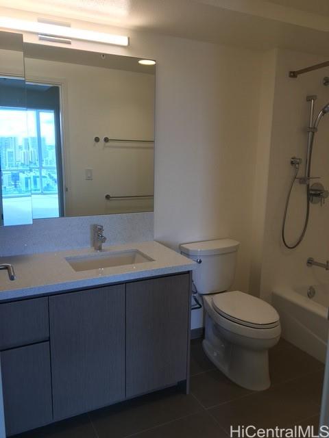 Kapiolani Residence condo # 2907, Honolulu, Hawaii - photo 7 of 11