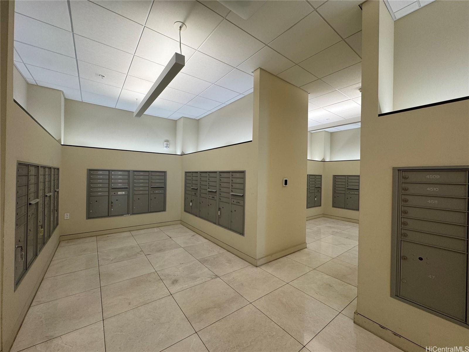 Kapiolani Residence condo # 3403, Honolulu, Hawaii - photo 12 of 15