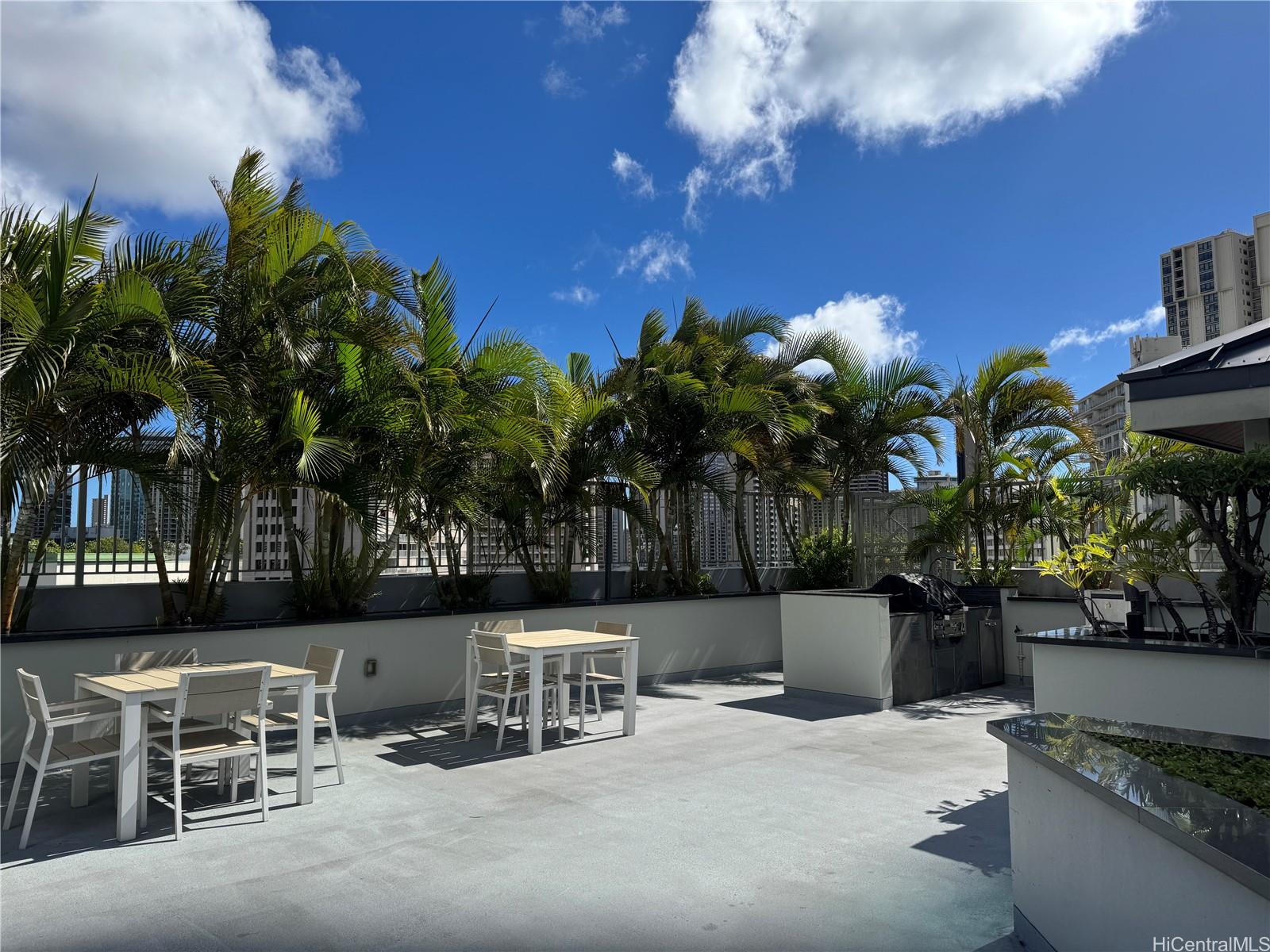 Kapiolani Residence condo # 3403, Honolulu, Hawaii - photo 14 of 15