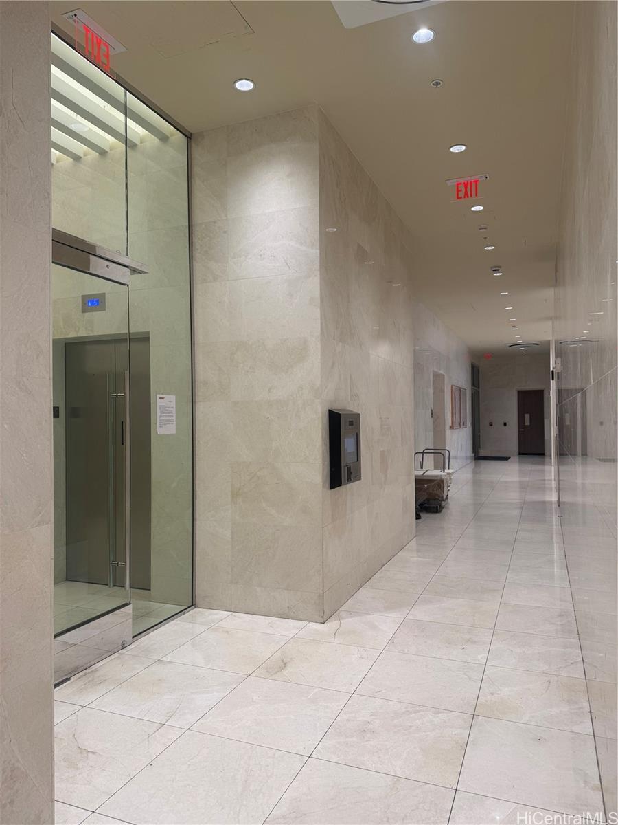 Kapiolani Residence condo # 3403, Honolulu, Hawaii - photo 3 of 15