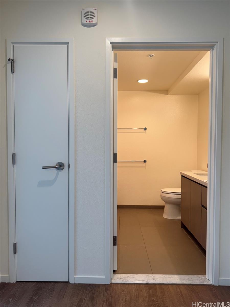 Kapiolani Residence condo # 3403, Honolulu, Hawaii - photo 7 of 15