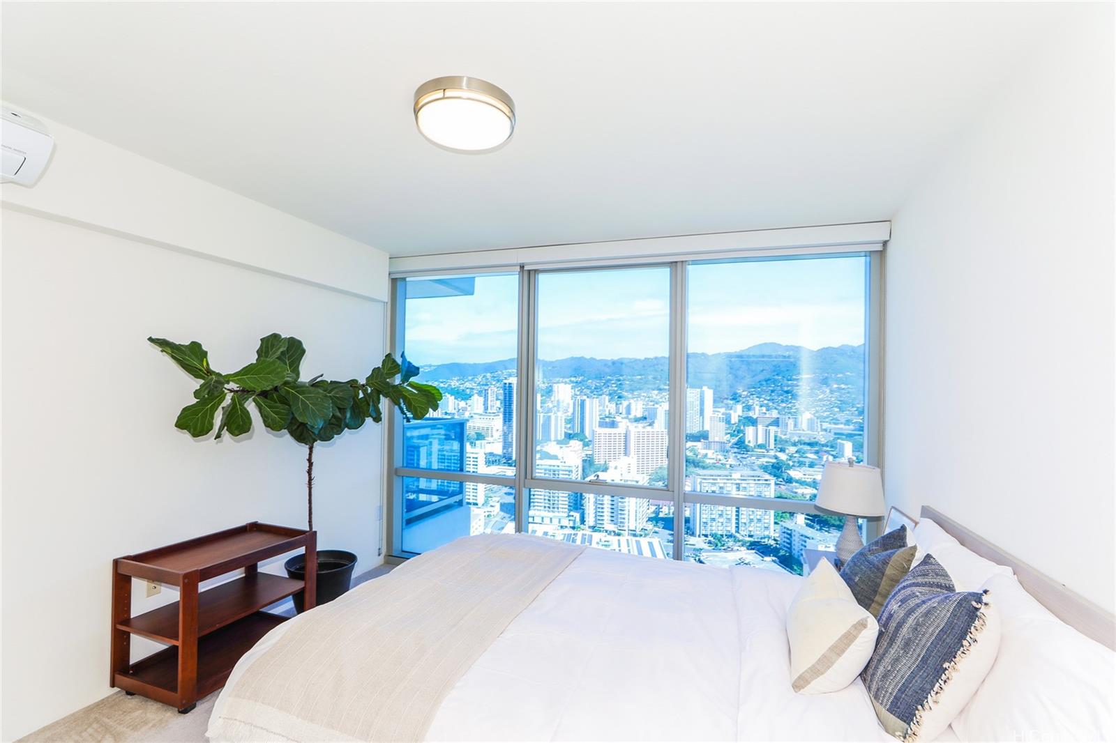 Kapiolani Residence condo # 3505, Honolulu, Hawaii - photo 13 of 25