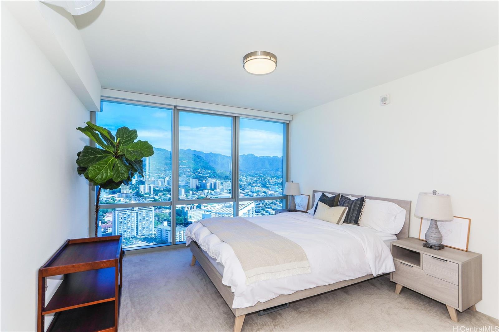 Kapiolani Residence condo # 3505, Honolulu, Hawaii - photo 14 of 25