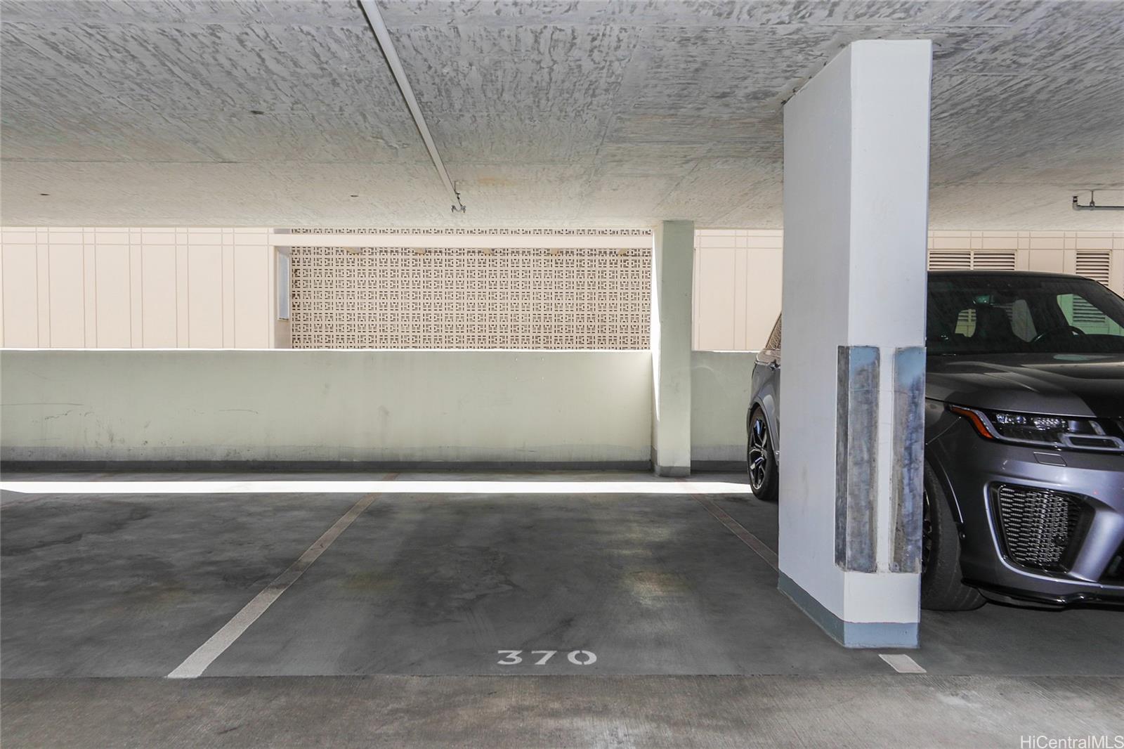 Kapiolani Residence condo # 3505, Honolulu, Hawaii - photo 21 of 25