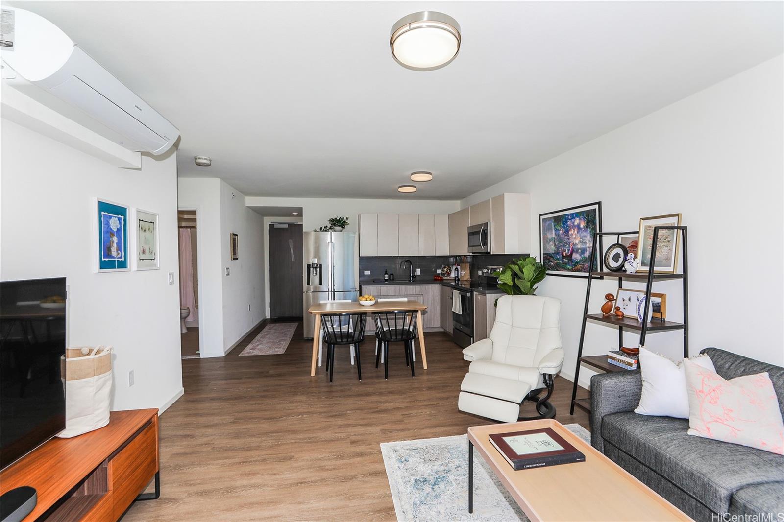 Kapiolani Residence condo # 3505, Honolulu, Hawaii - photo 8 of 25