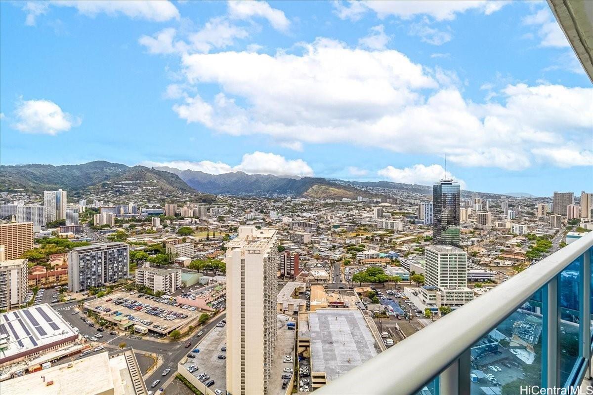 Kapiolani Residence condo # 3603, Honolulu, Hawaii - photo 6 of 21
