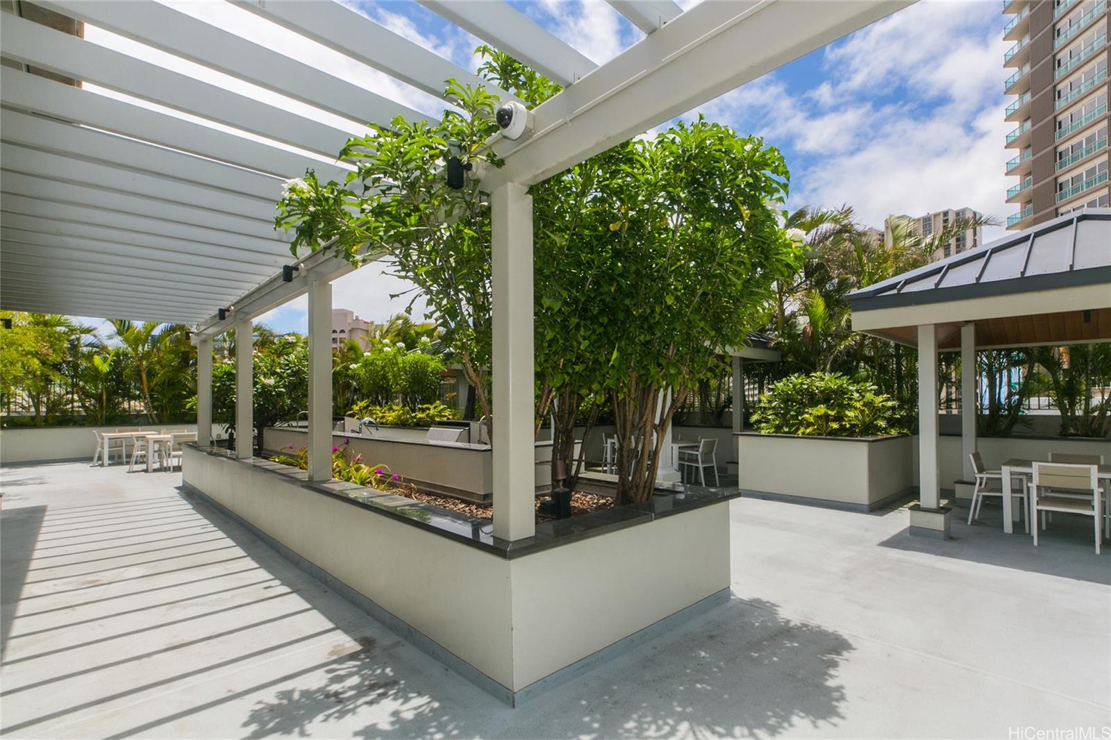 Kapiolani Residence condo # 4004, Honolulu, Hawaii - photo 22 of 25