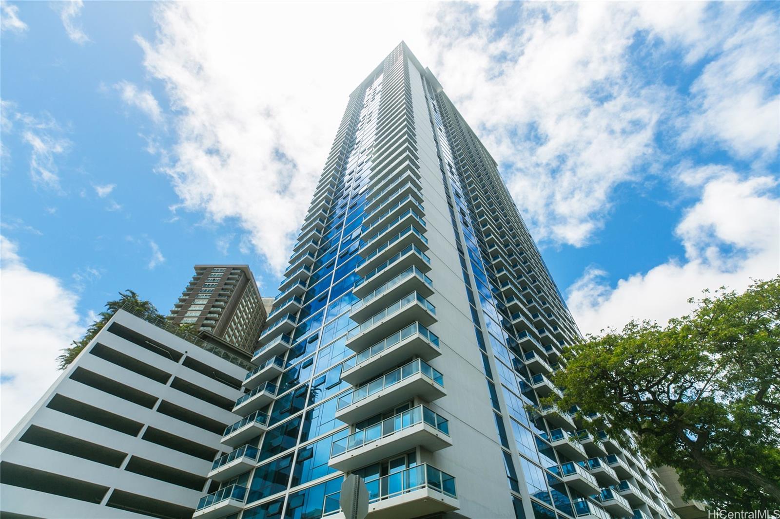 Kapiolani Residence condo # 4004, Honolulu, Hawaii - photo 24 of 25