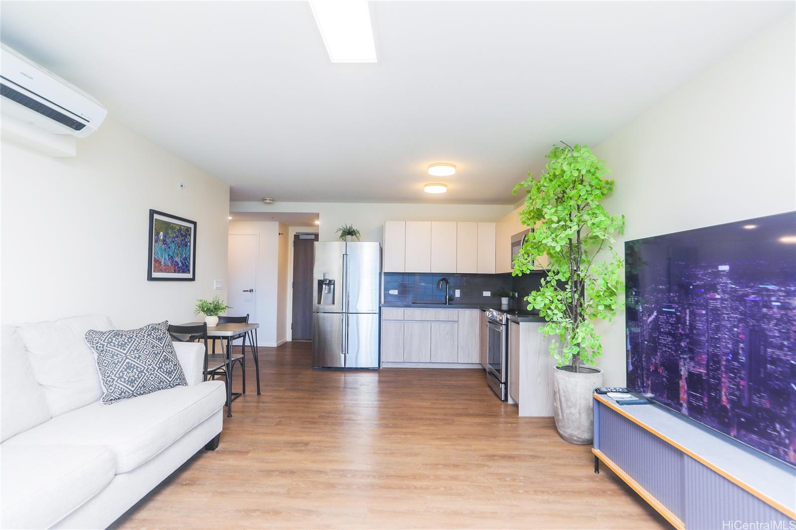 Kapiolani Residence condo # 4004, Honolulu, Hawaii - photo 6 of 25
