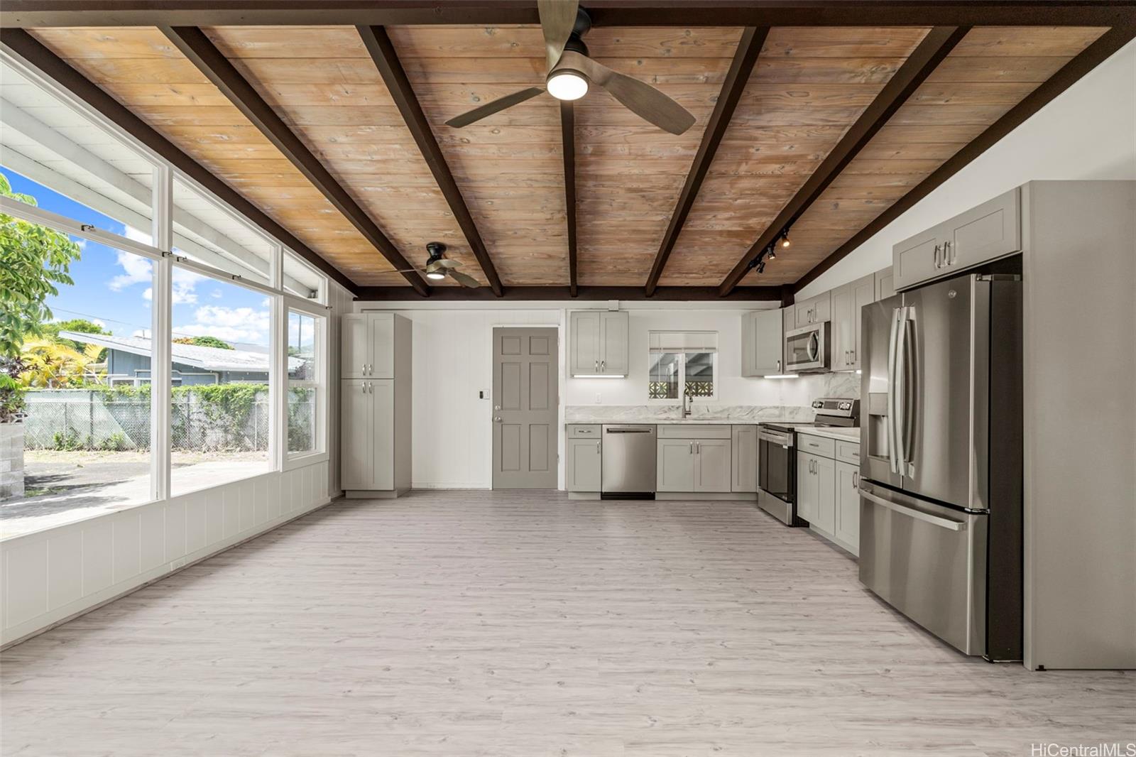 Kapiolani Residence condo # 4106, Honolulu, Hawaii - photo 17 of 25