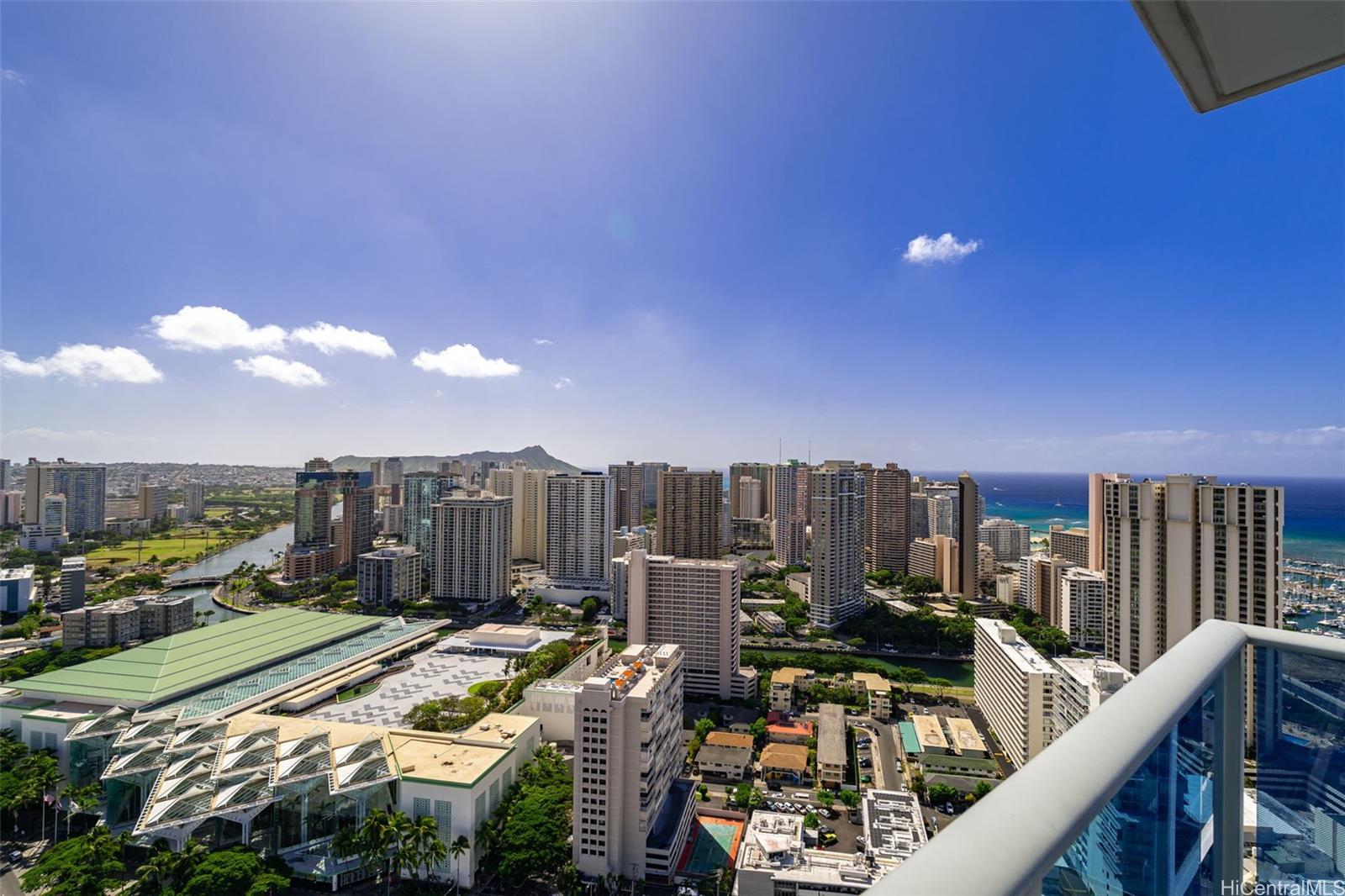 Kapiolani Residence condo # 4106, Honolulu, Hawaii - photo 24 of 25