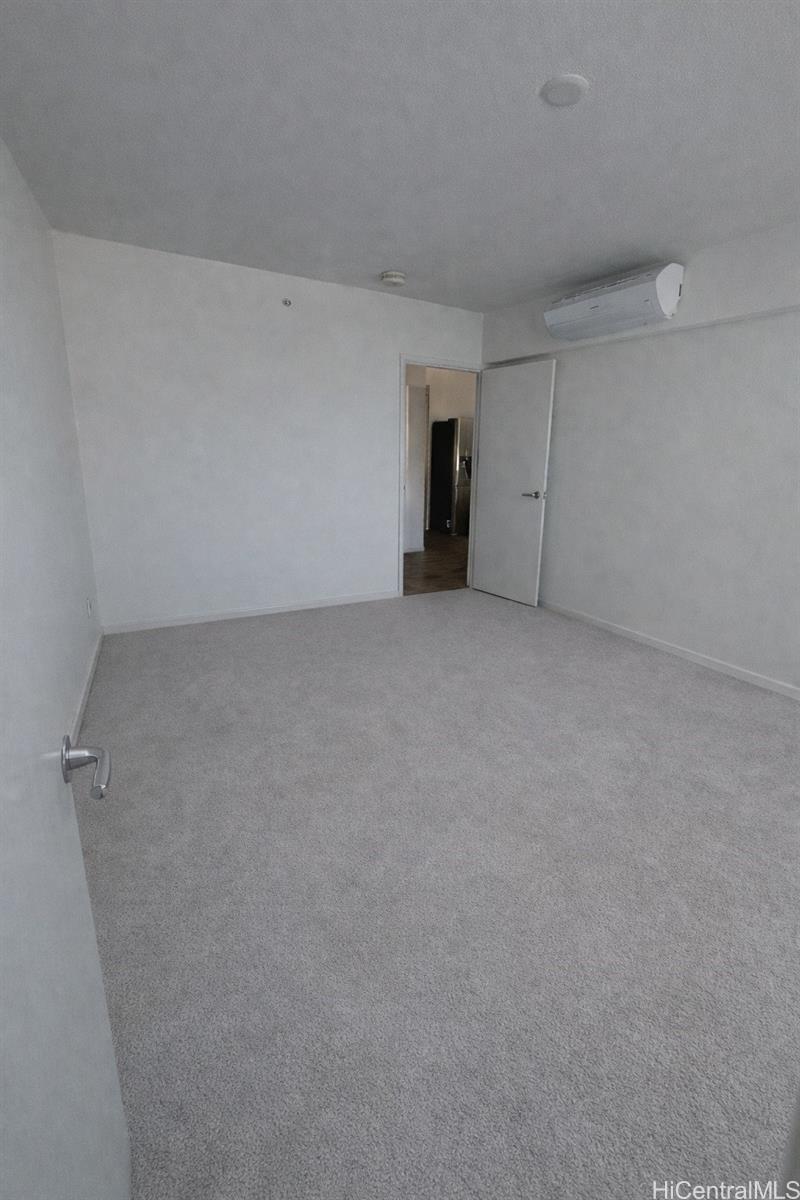 Kapiolani Residence condo # 4405, Honolulu, Hawaii - photo 12 of 21