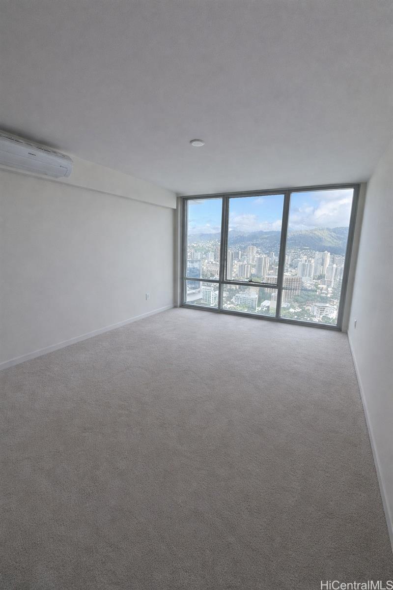 Kapiolani Residence condo # 4405, Honolulu, Hawaii - photo 14 of 21