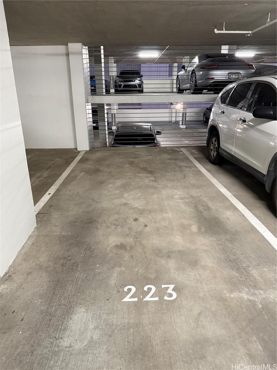 Kapiolani Residence condo # 4405, Honolulu, Hawaii - photo 21 of 21