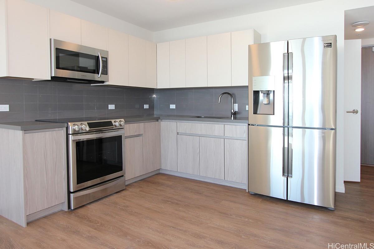 1631 Kapiolani Blvd Honolulu - Rental - photo 3 of 16