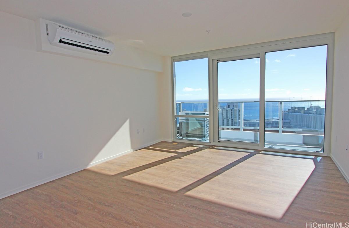 1631 Kapiolani Blvd Honolulu - Rental - photo 4 of 16