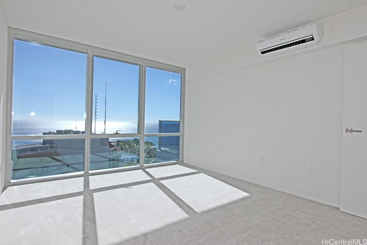 1631 Kapiolani Blvd Honolulu - Rental - photo 5 of 16