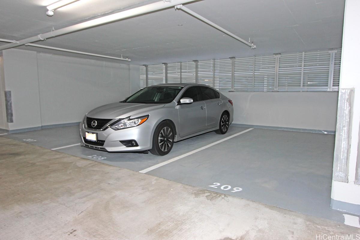 1631 Kapiolani Blvd Honolulu - Rental - photo 9 of 16