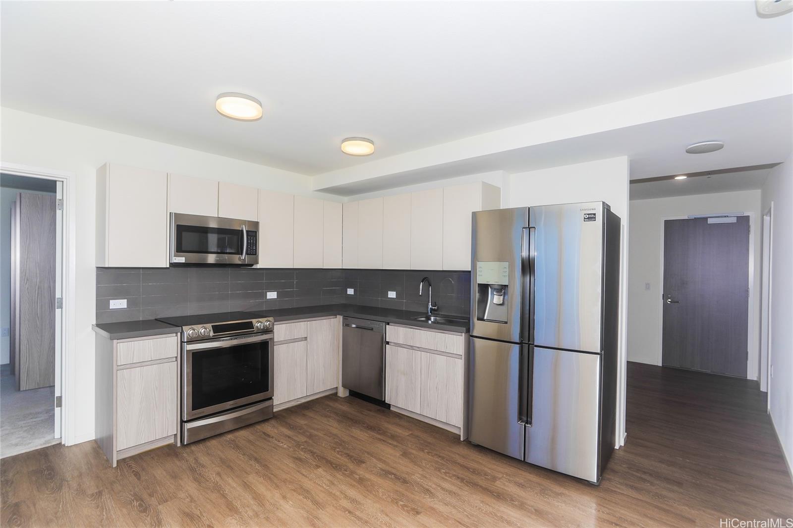 Kapiolani Residence condo # 4510, Honolulu, Hawaii - photo 12 of 15