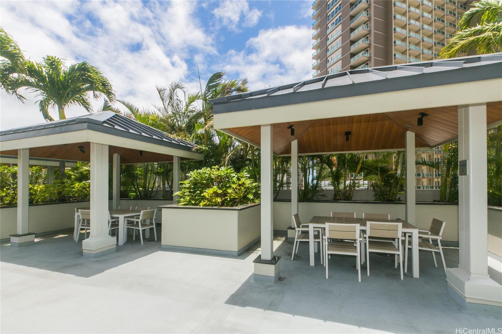 Kapiolani Residence condo # 4510, Honolulu, Hawaii - photo 4 of 15