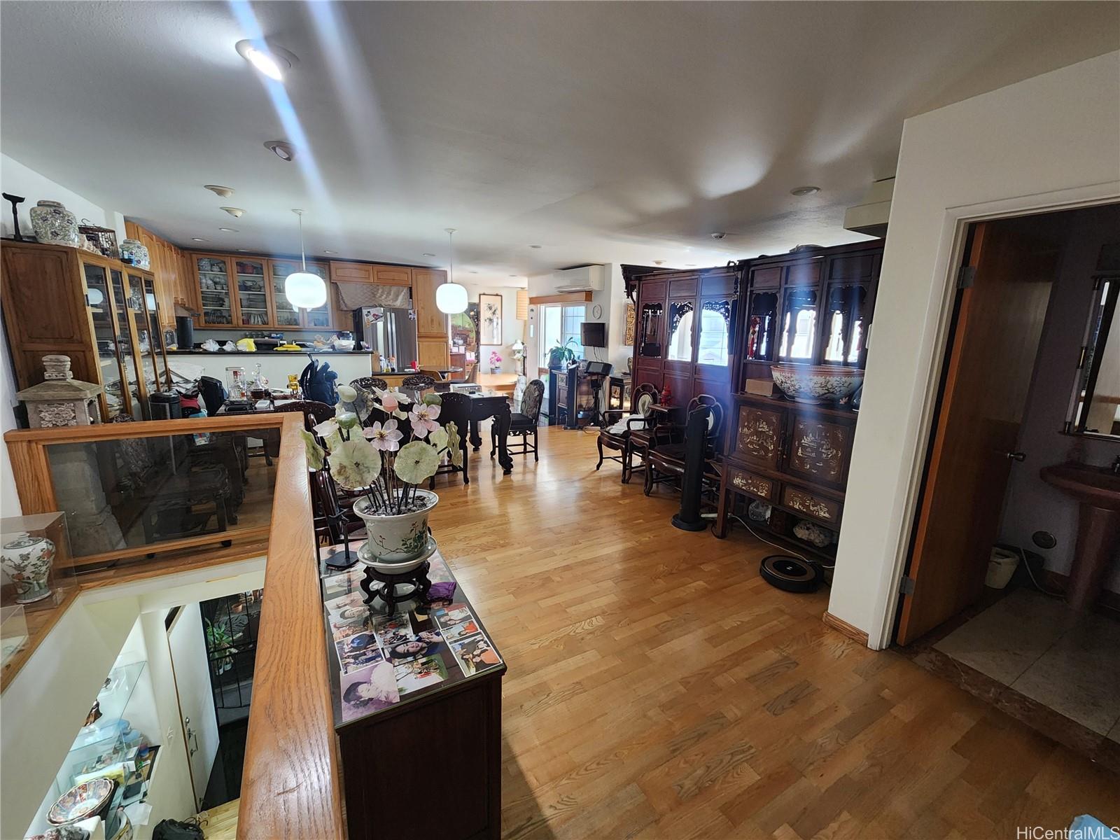 1631 Liliha St Honolulu Oahu commercial real estate photo12 of 17