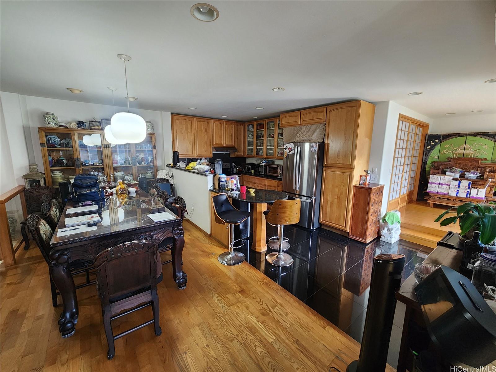 1631 Liliha St Honolulu Oahu commercial real estate photo13 of 17