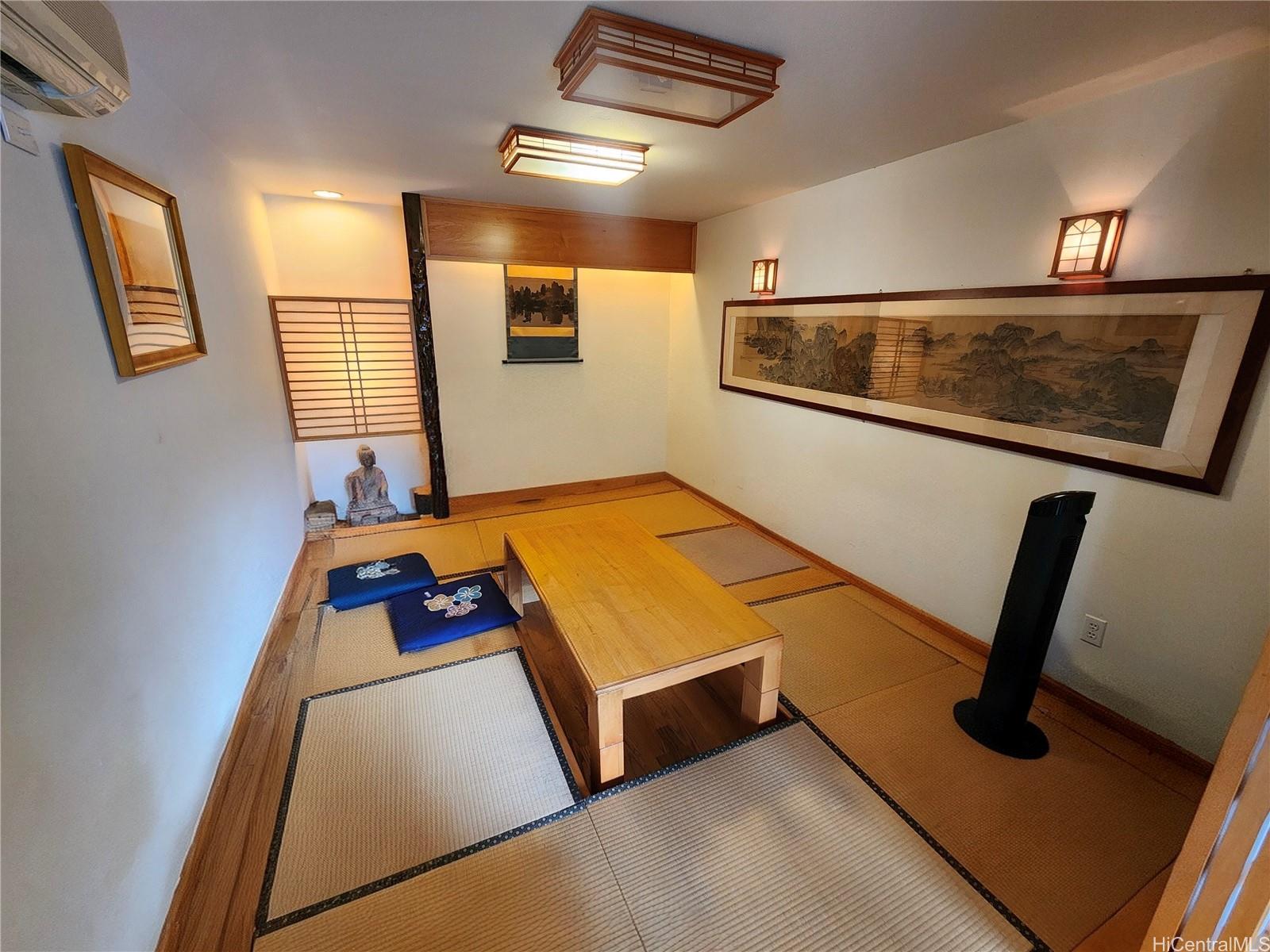 1631 Liliha St Honolulu Oahu commercial real estate photo14 of 17