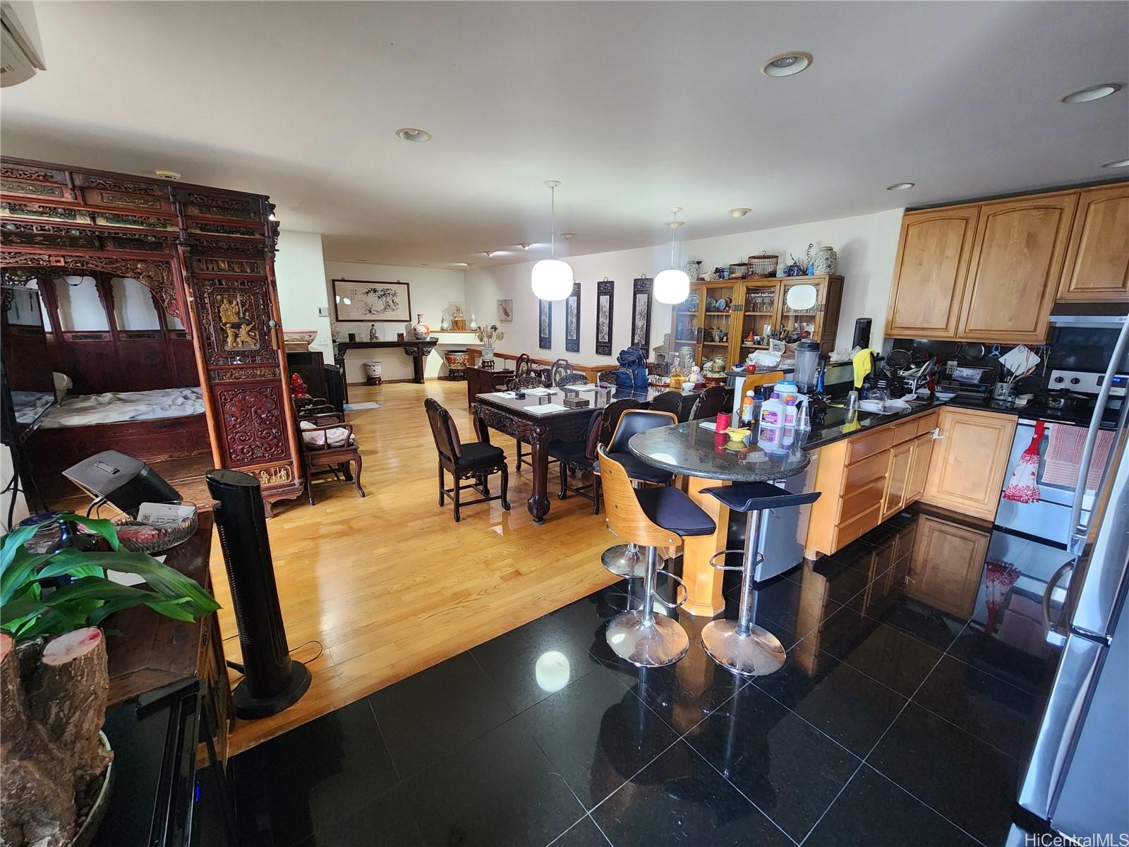 1631 Liliha St Honolulu Oahu commercial real estate photo15 of 17