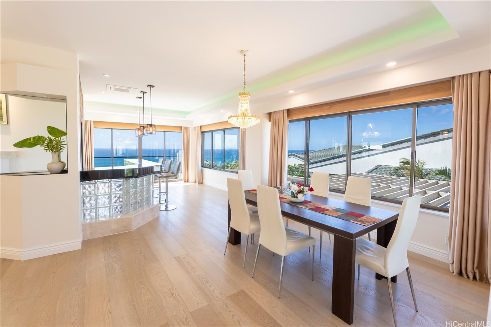 1632  Ihiloa Loop Waialae Iki, Diamond Head home - photo 4 of 25