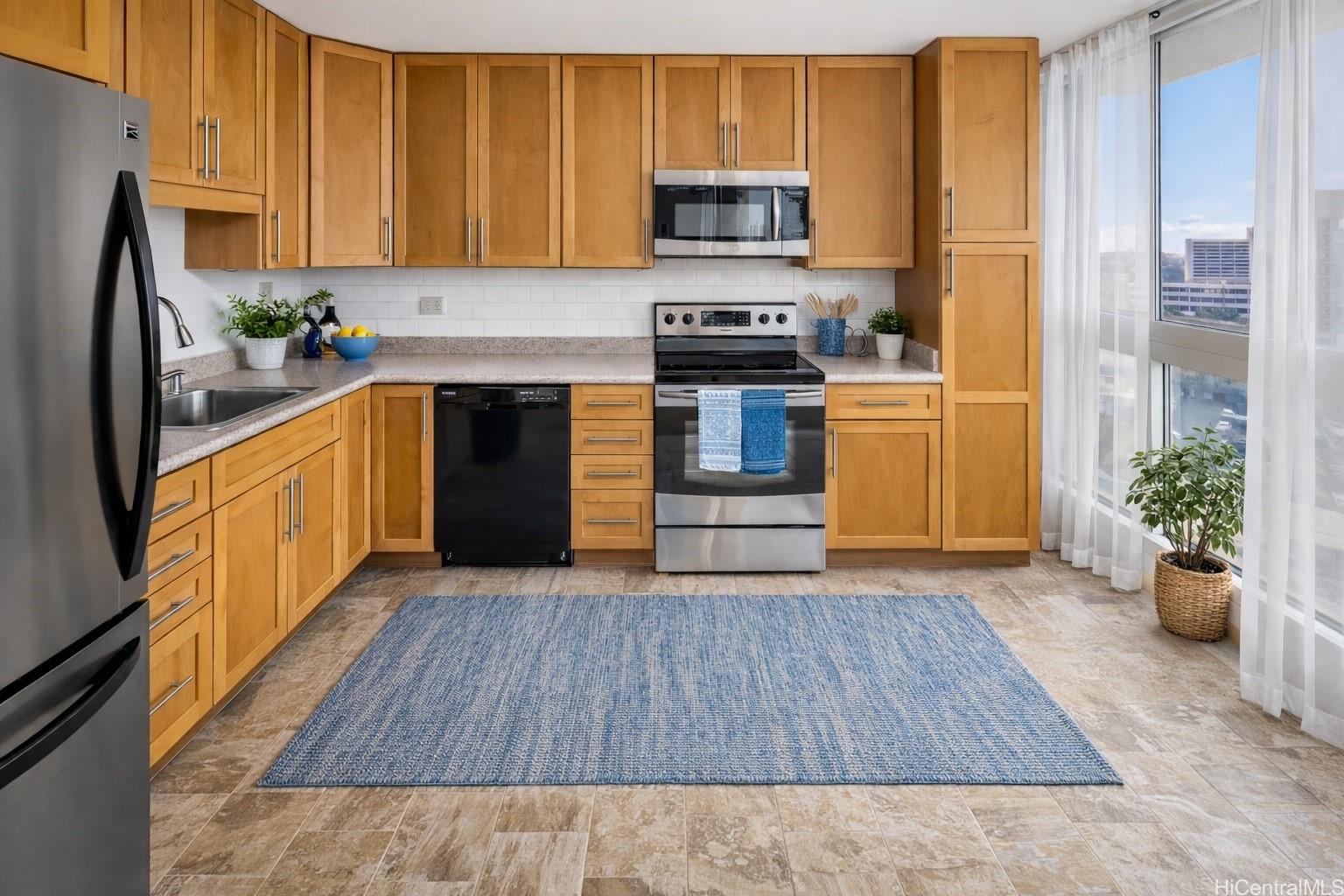 Consulate condo # 1101, Honolulu, Hawaii - photo 5 of 16