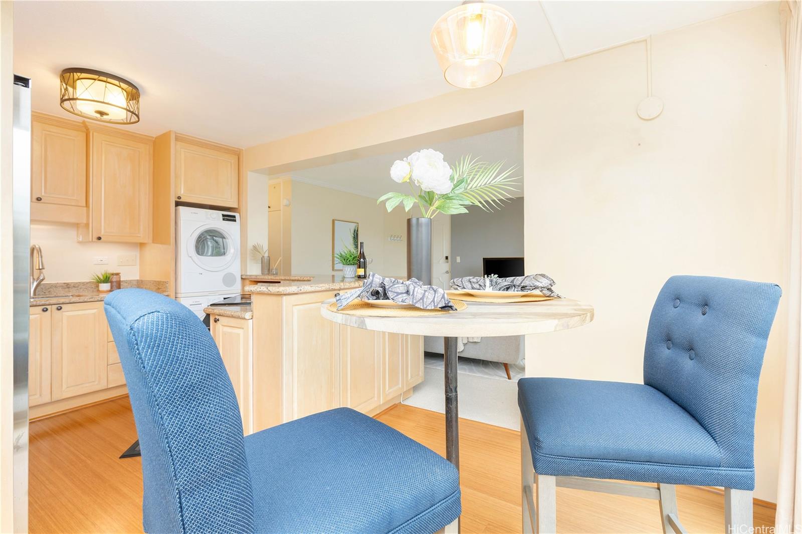 Consulate condo # 203, Honolulu, Hawaii - photo 7 of 22