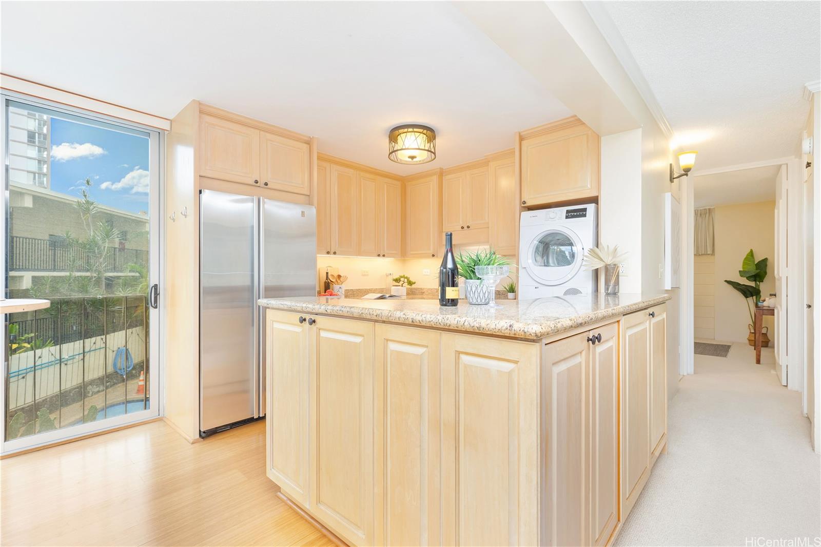 Consulate condo # 203, Honolulu, Hawaii - photo 8 of 22