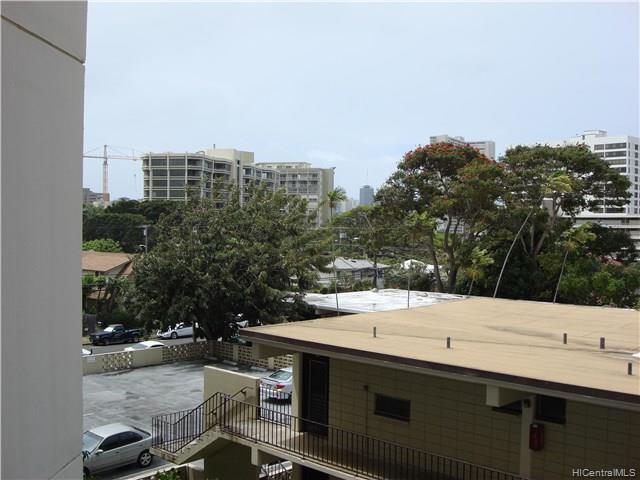 Consulate condo # 404, Honolulu, Hawaii - photo 2 of 14