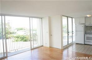 1634 Makiki St Honolulu - Rental - photo 2 of 7