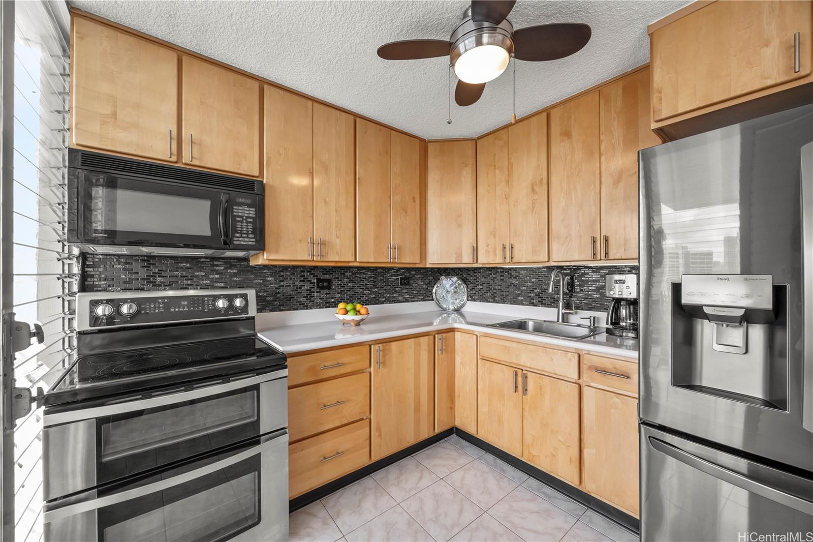 Consulate condo # 903, Honolulu, Hawaii - photo 9 of 16