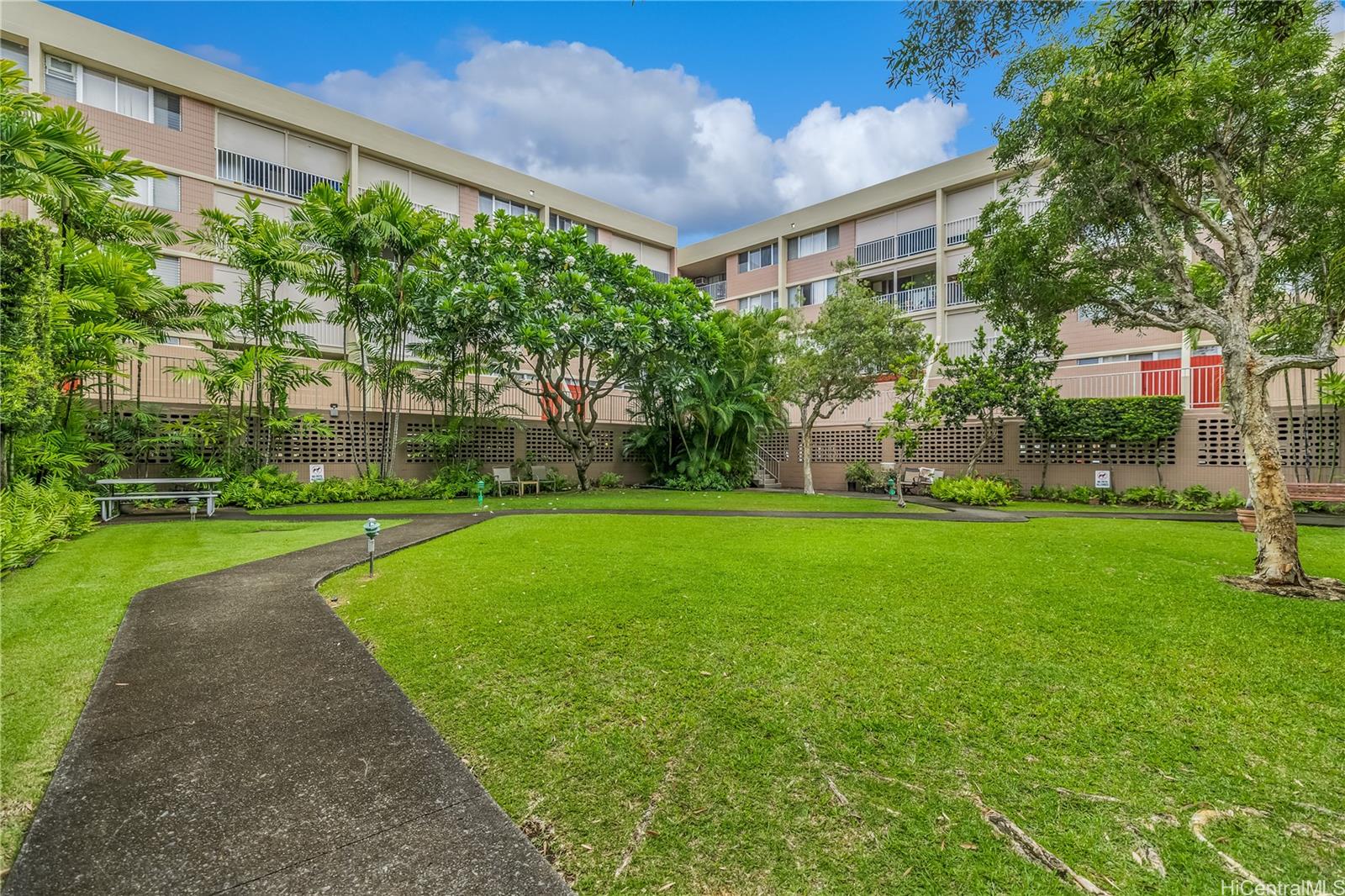 1634 Nuuanu condo # 410, Honolulu, Hawaii - photo 20 of 24