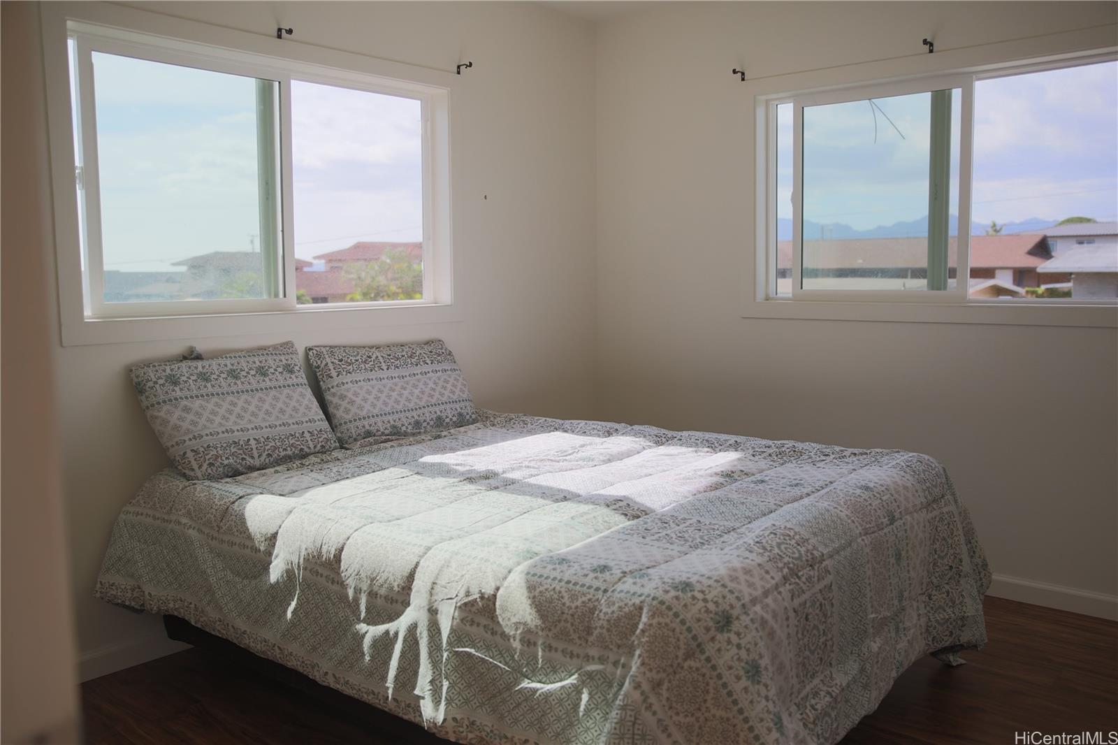 1638  Makamua St Momilani, PearlCity home - photo 5 of 14