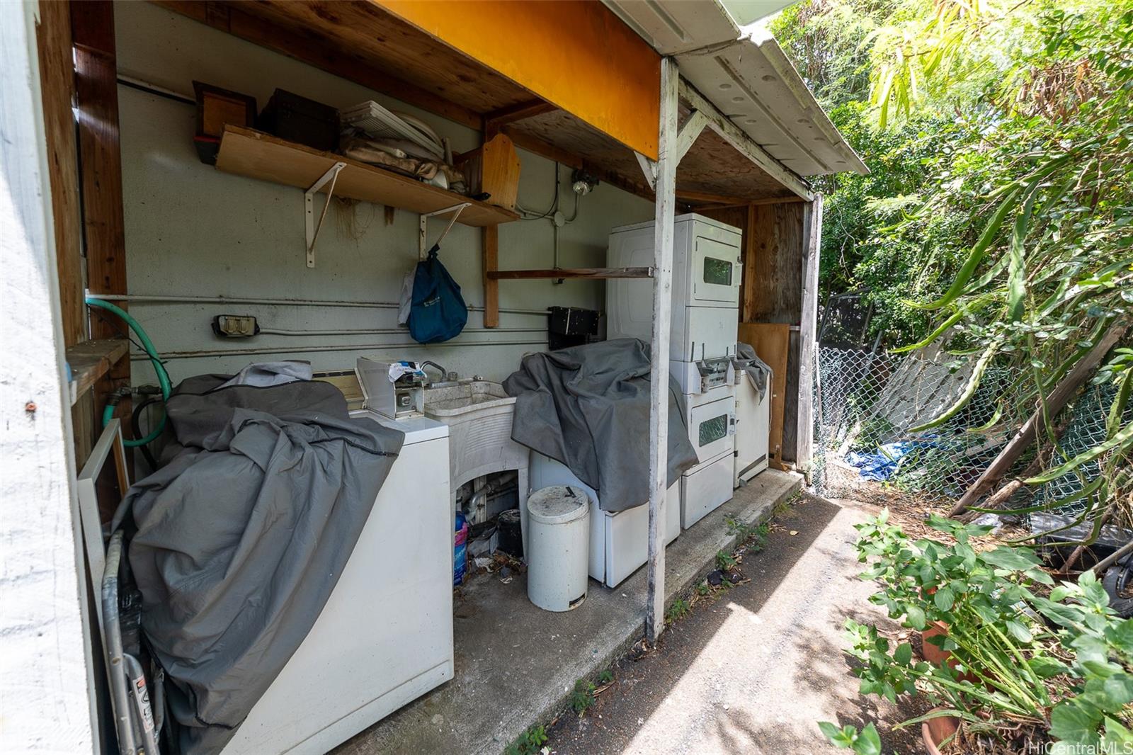 1640  Lusitana Street Punchbowl Area, Honolulu home - photo 17 of 23