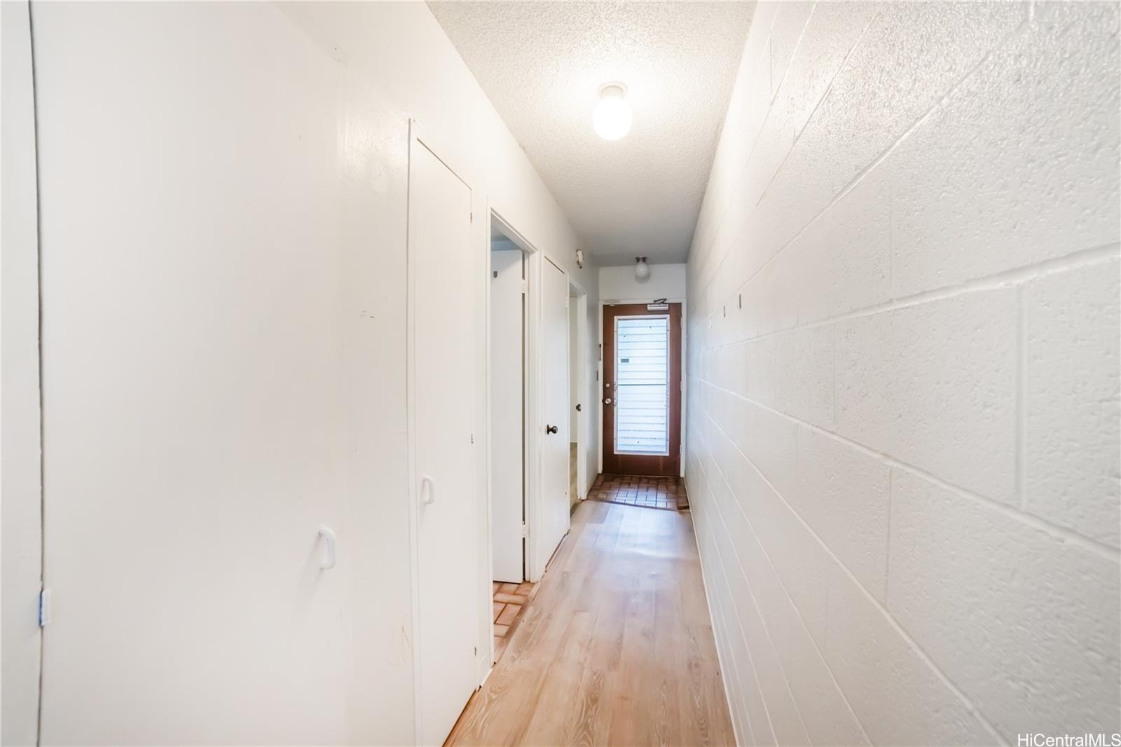 Makiki Winds Apts condo # 202, Honolulu, Hawaii - photo 11 of 16