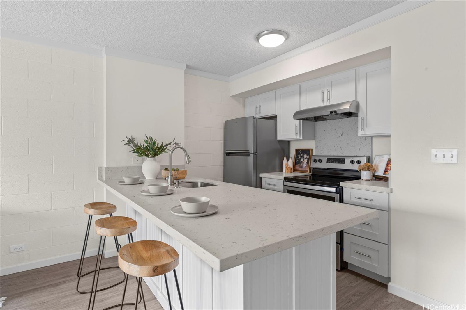 Makiki Winds Apts condo # 208, Honolulu, Hawaii - photo 6 of 13