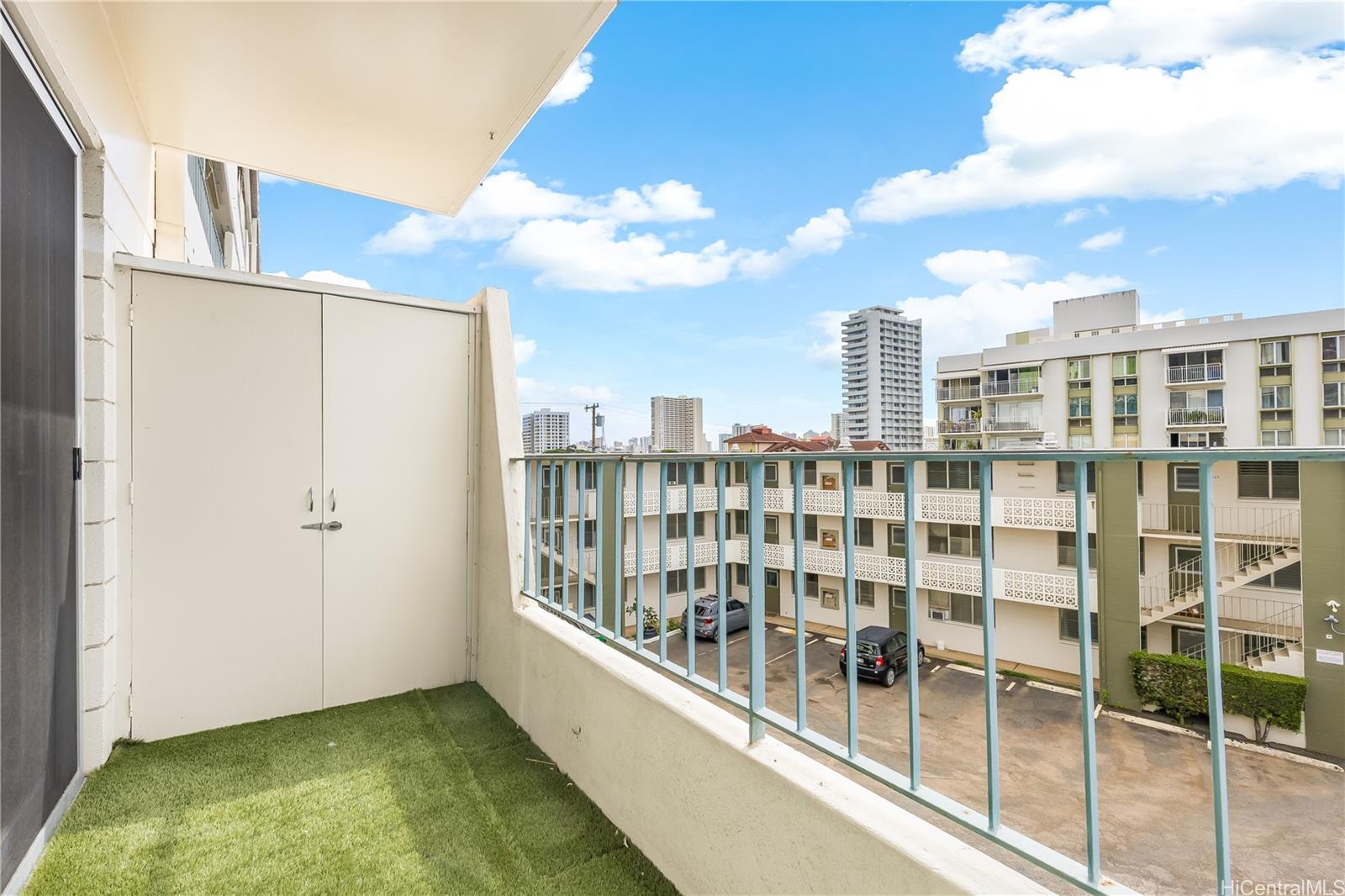 Makiki Winds Apts condo # 308, Honolulu, Hawaii - photo 9 of 16