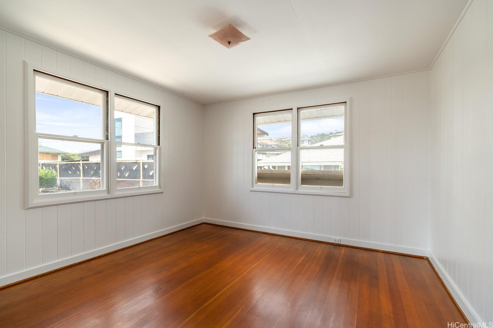 1643  Paula Dr Wilhelmina, Diamond Head home - photo 12 of 25