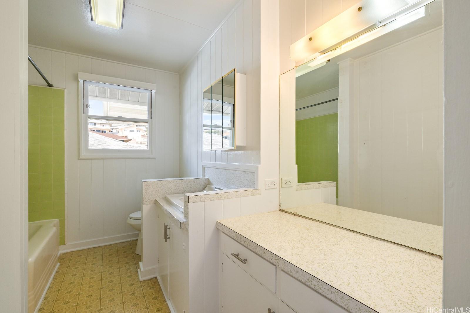 1643  Paula Dr Wilhelmina, Diamond Head home - photo 16 of 25