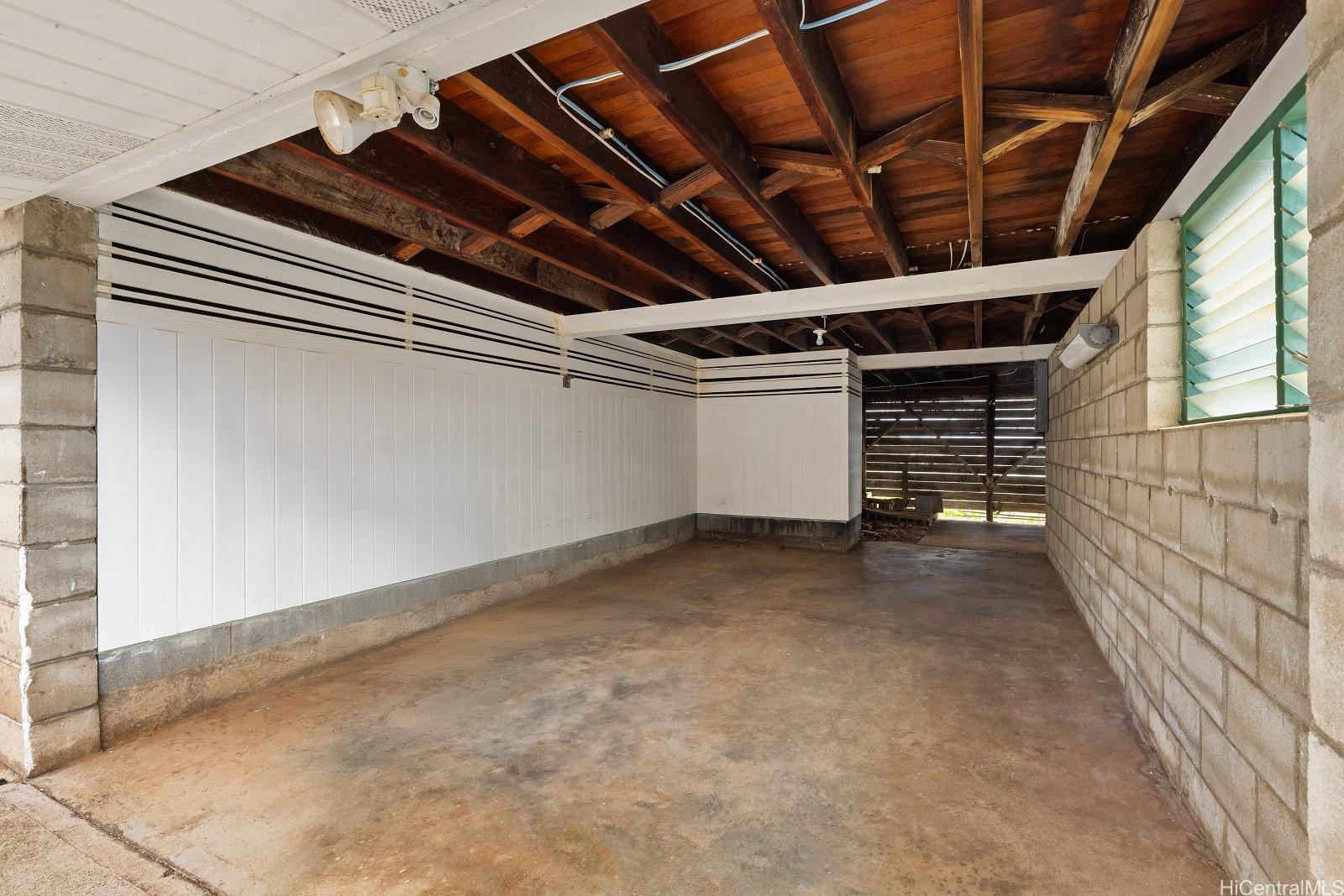 1643  Paula Dr Wilhelmina, Diamond Head home - photo 21 of 25