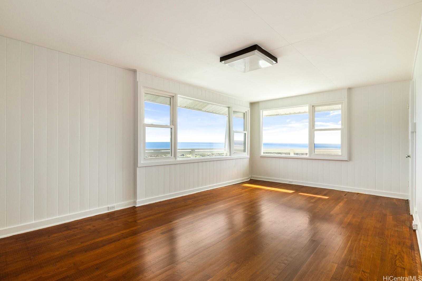 1643  Paula Dr Wilhelmina, Diamond Head home - photo 5 of 25