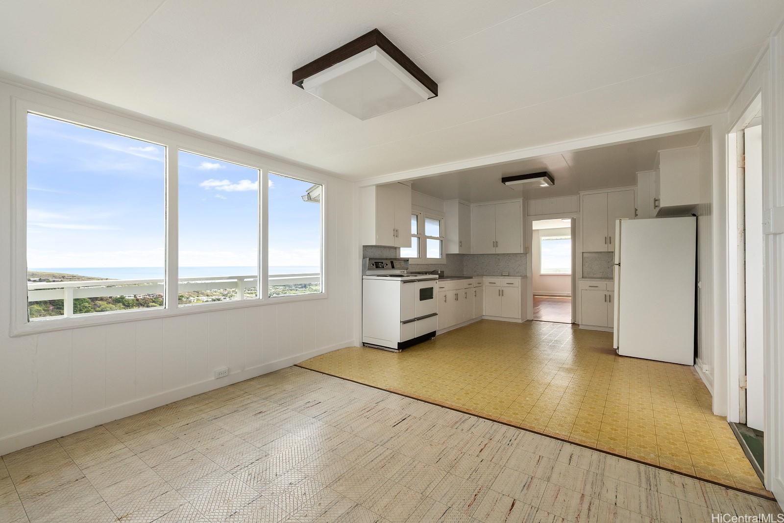 1643  Paula Dr Wilhelmina, Diamond Head home - photo 8 of 25