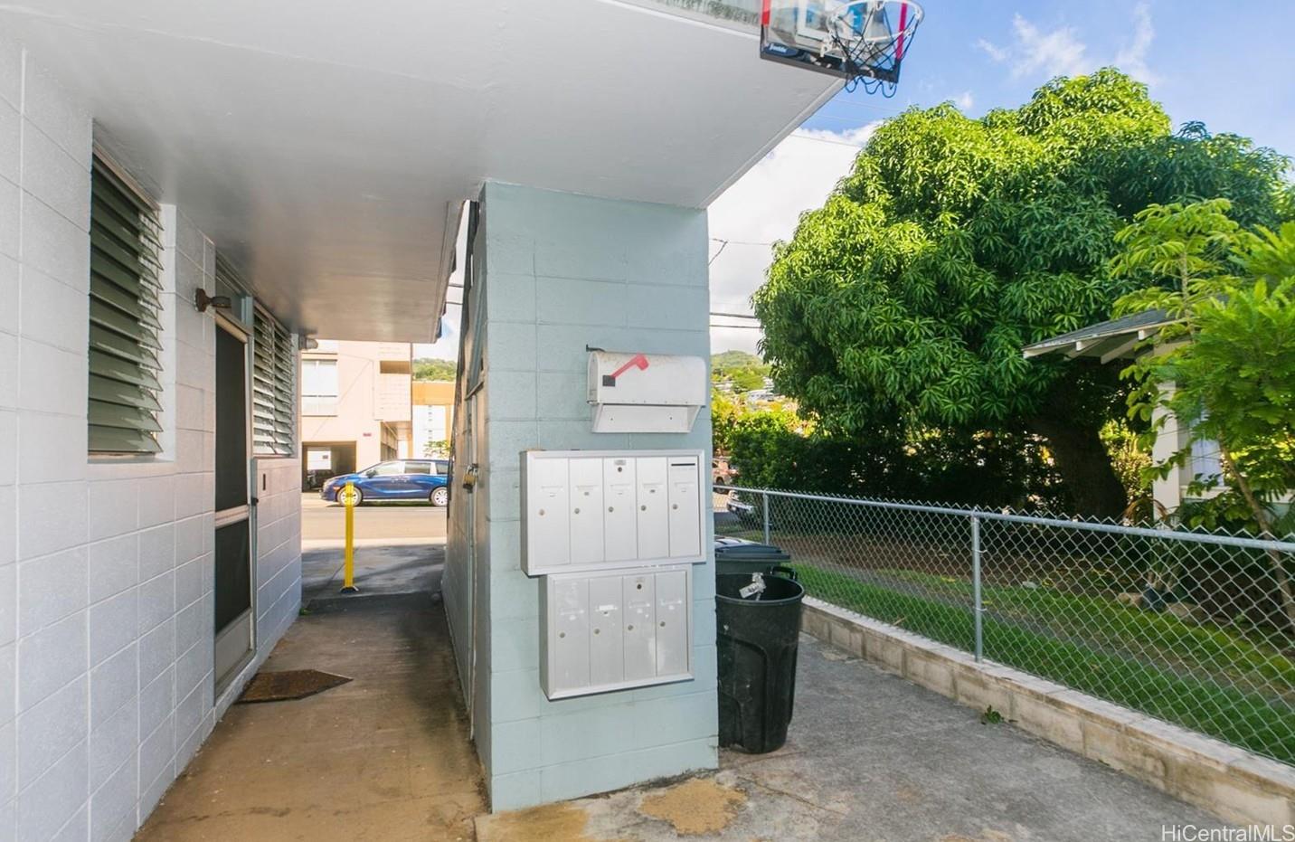 1644 Piikoi St Honolulu - Rental - photo 4 of 24