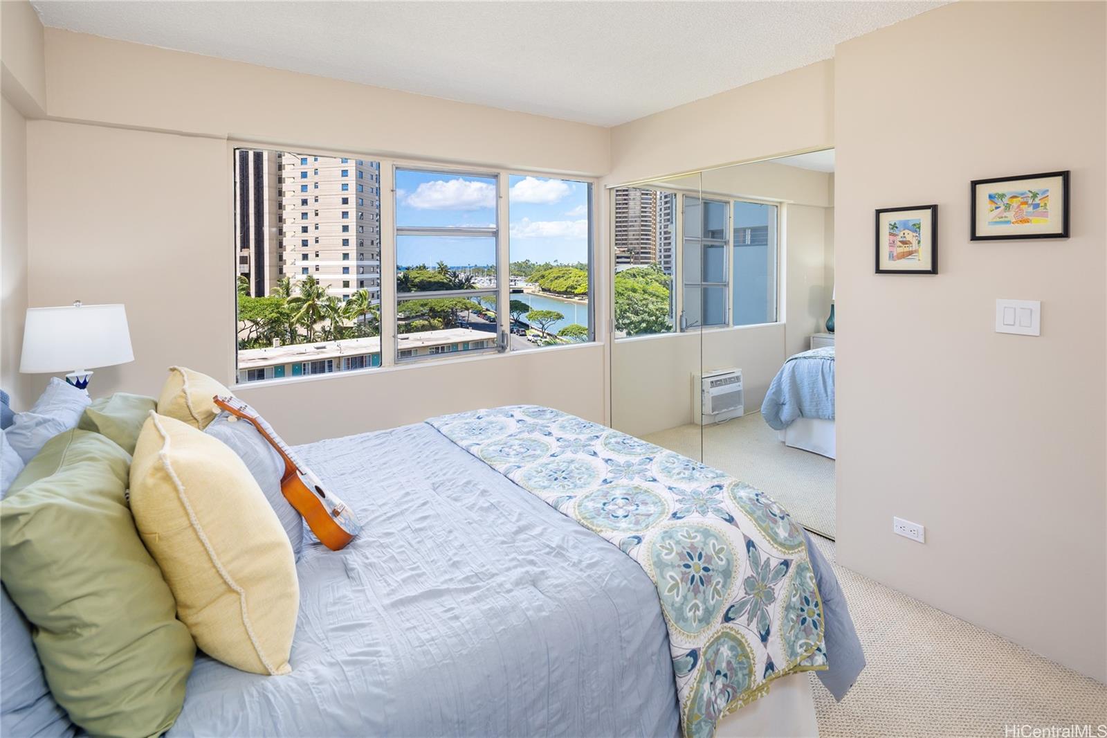 Marina Towers condo # 606, Honolulu, Hawaii - photo 10 of 24