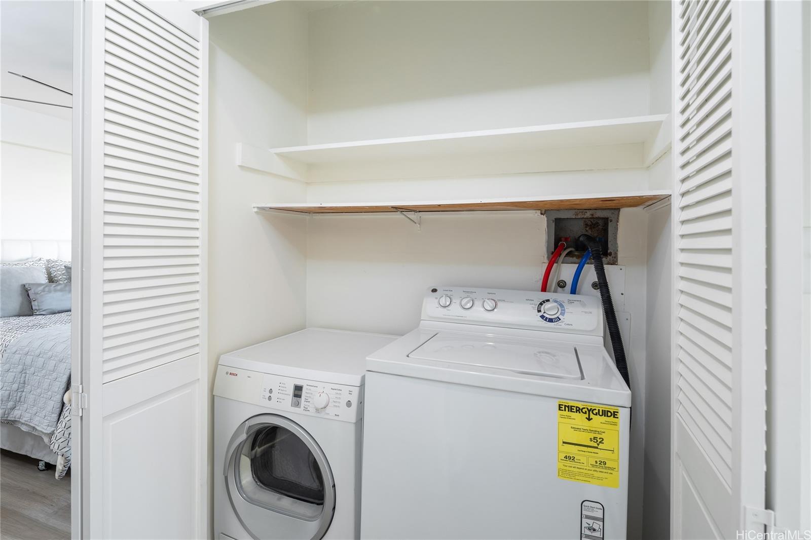 Marina Towers condo # 708, Honolulu, Hawaii - photo 13 of 24